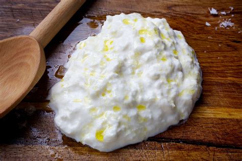 Straciatella cheese. Things To Know About Straciatella cheese. 